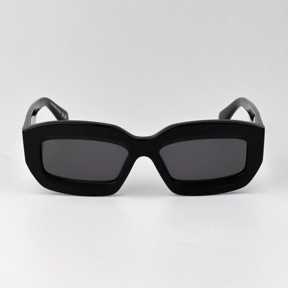 Off-White CHARLOTTE Women Sunglasses Black Rectangle Frame | Model OERI138 1007 main image 8
